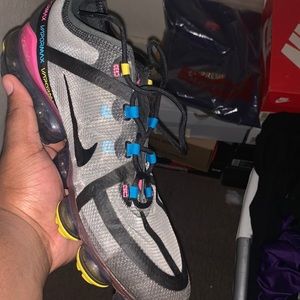 Moon particle vapor max